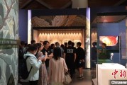 梦见死去百年典藏首渡重洋 124套英国工艺美术运动珍品亮相天津